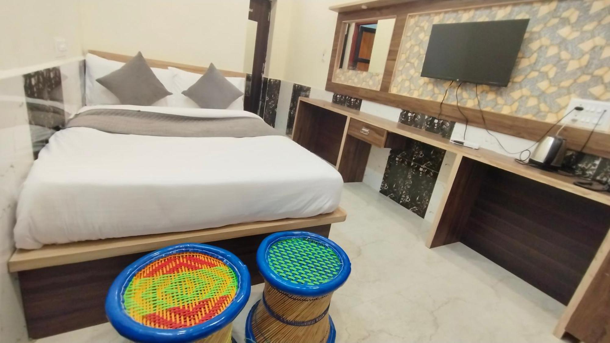 Hotel Grand Vijay بوشكار المظهر الخارجي الصورة