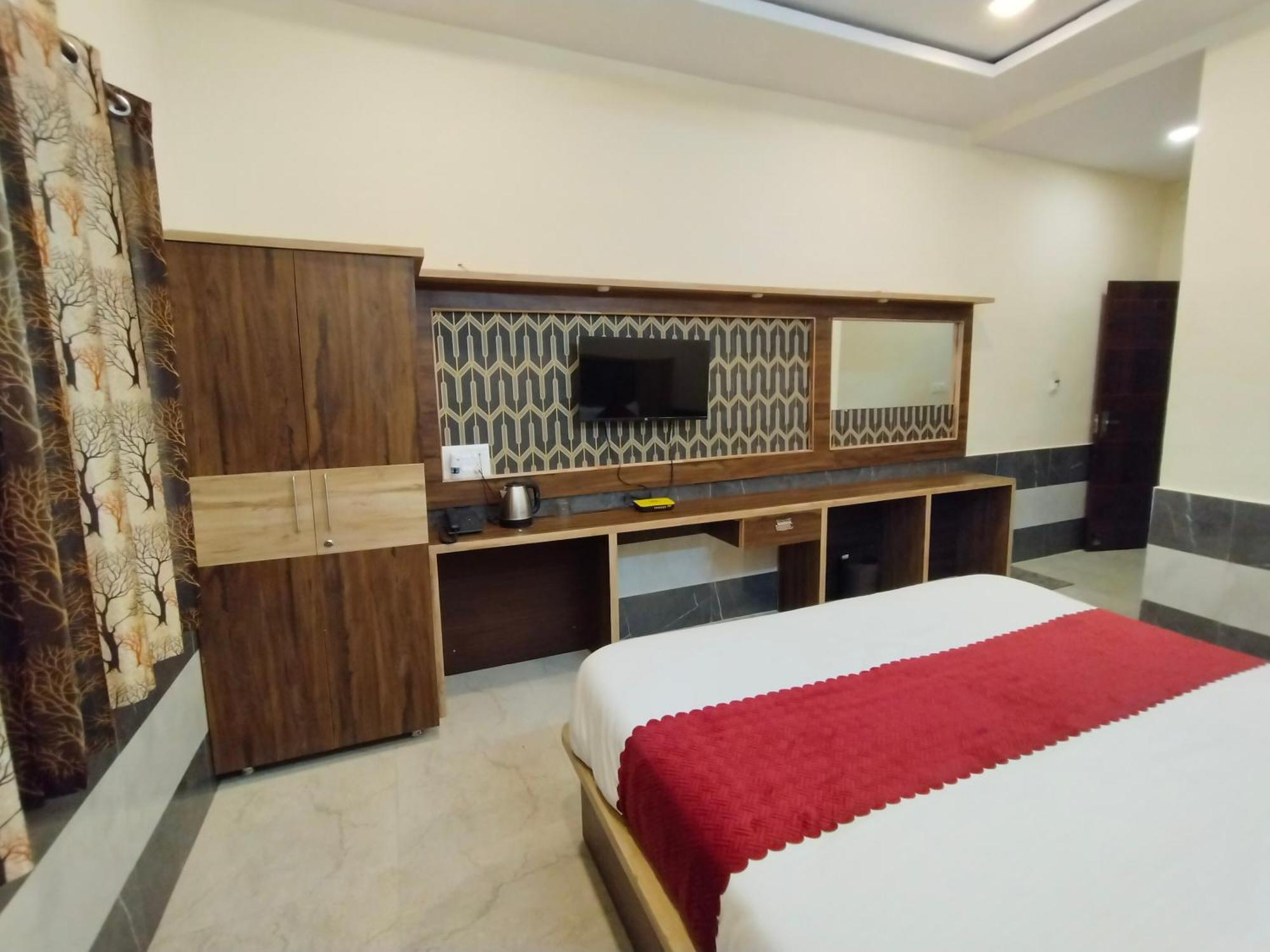 Hotel Grand Vijay بوشكار المظهر الخارجي الصورة