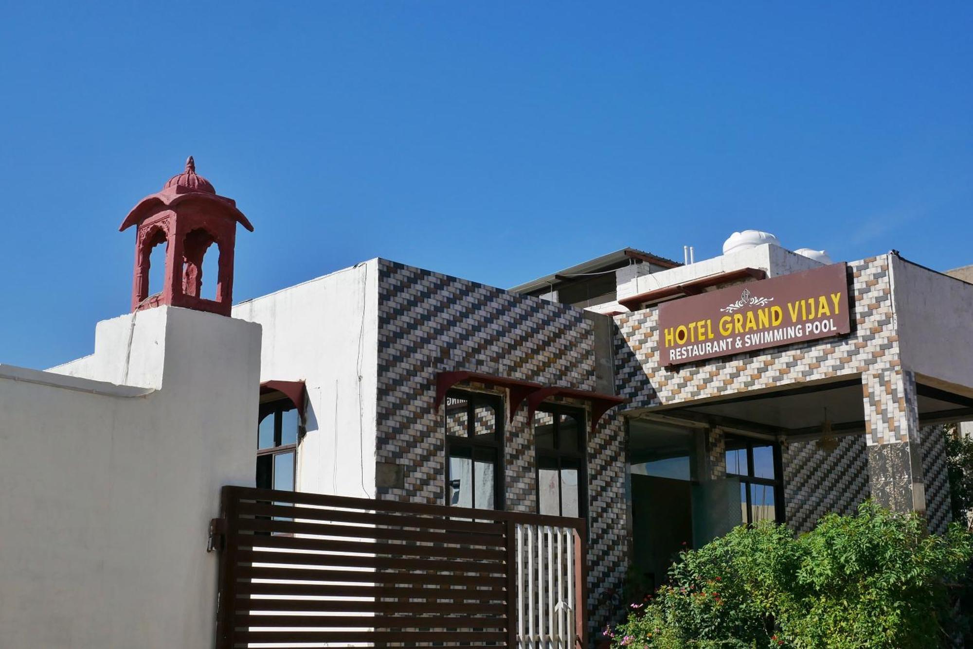 Hotel Grand Vijay بوشكار المظهر الخارجي الصورة