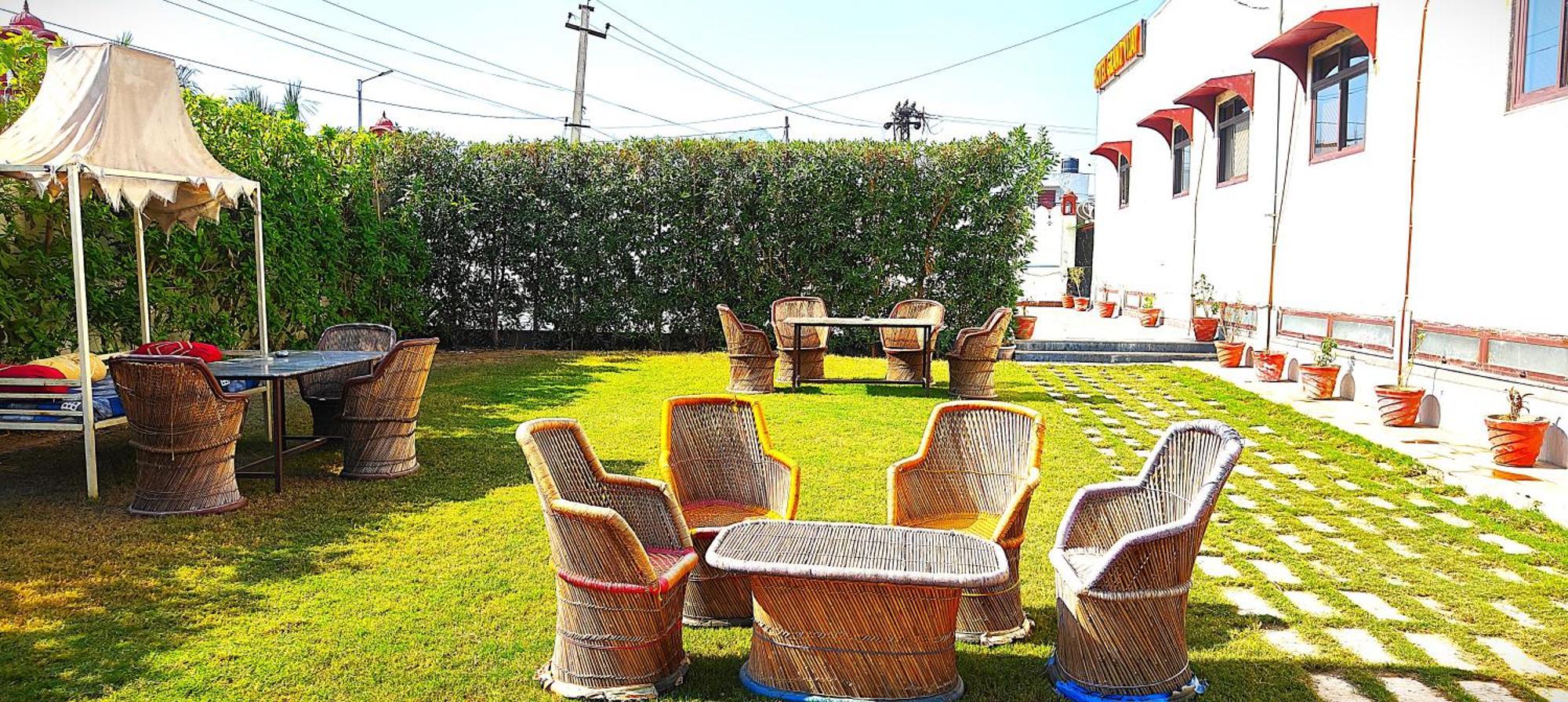 Hotel Grand Vijay بوشكار المظهر الخارجي الصورة